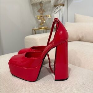 Chic Red Platform Pumps